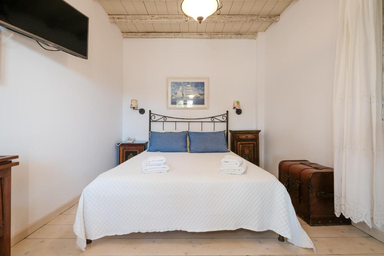 Golden Beach Studios & Suites Tínos Dış mekan fotoğraf